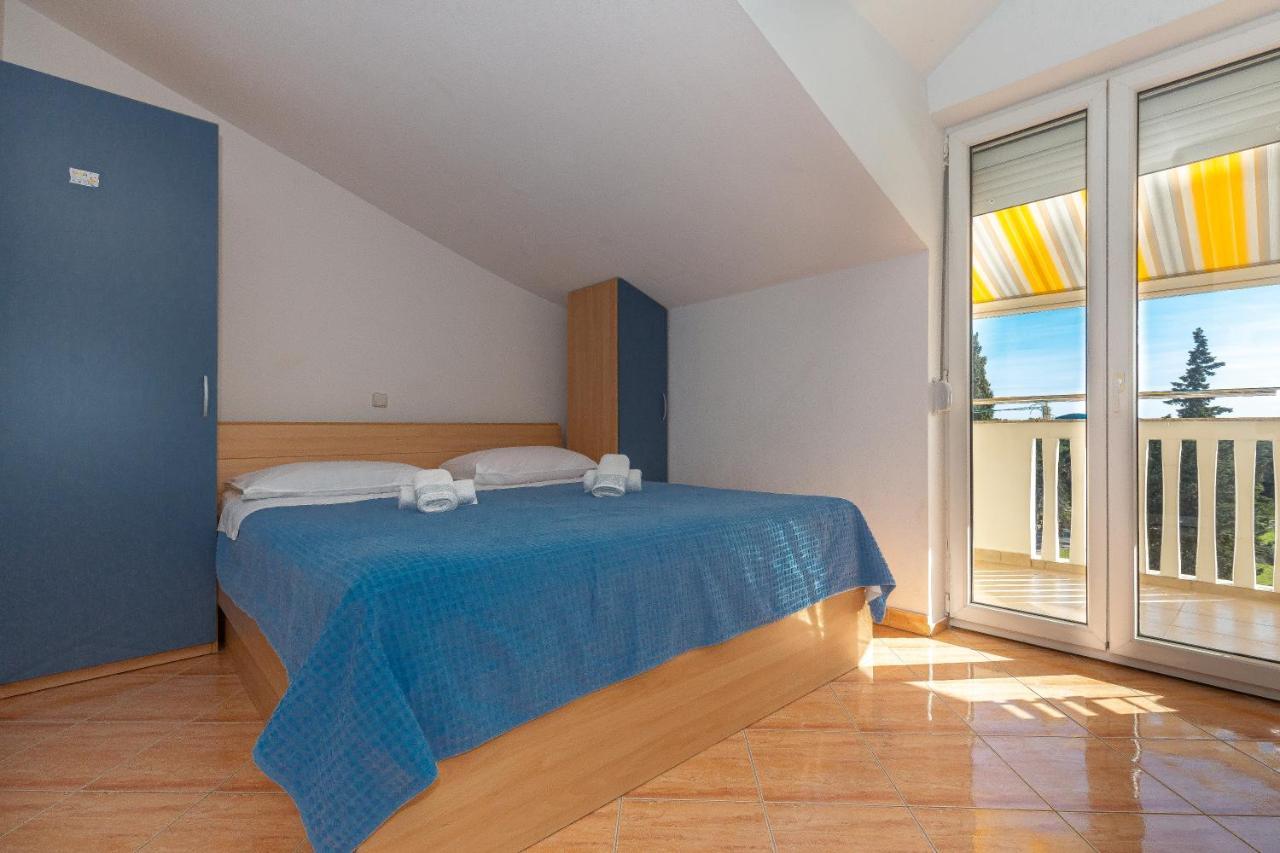 Apartments Dalmata Biograd Na Moru Exterior foto