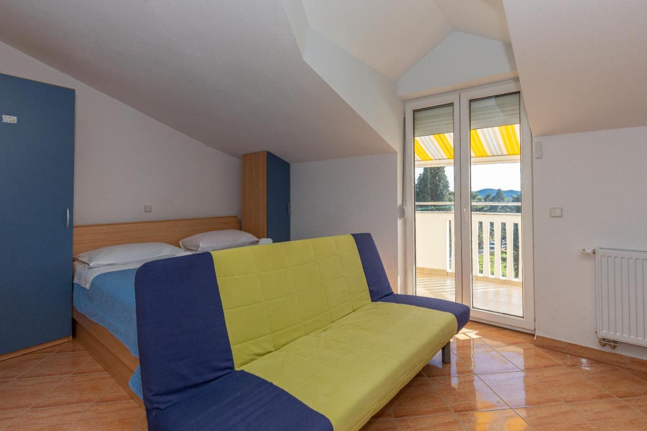 Apartments Dalmata Biograd Na Moru Exterior foto